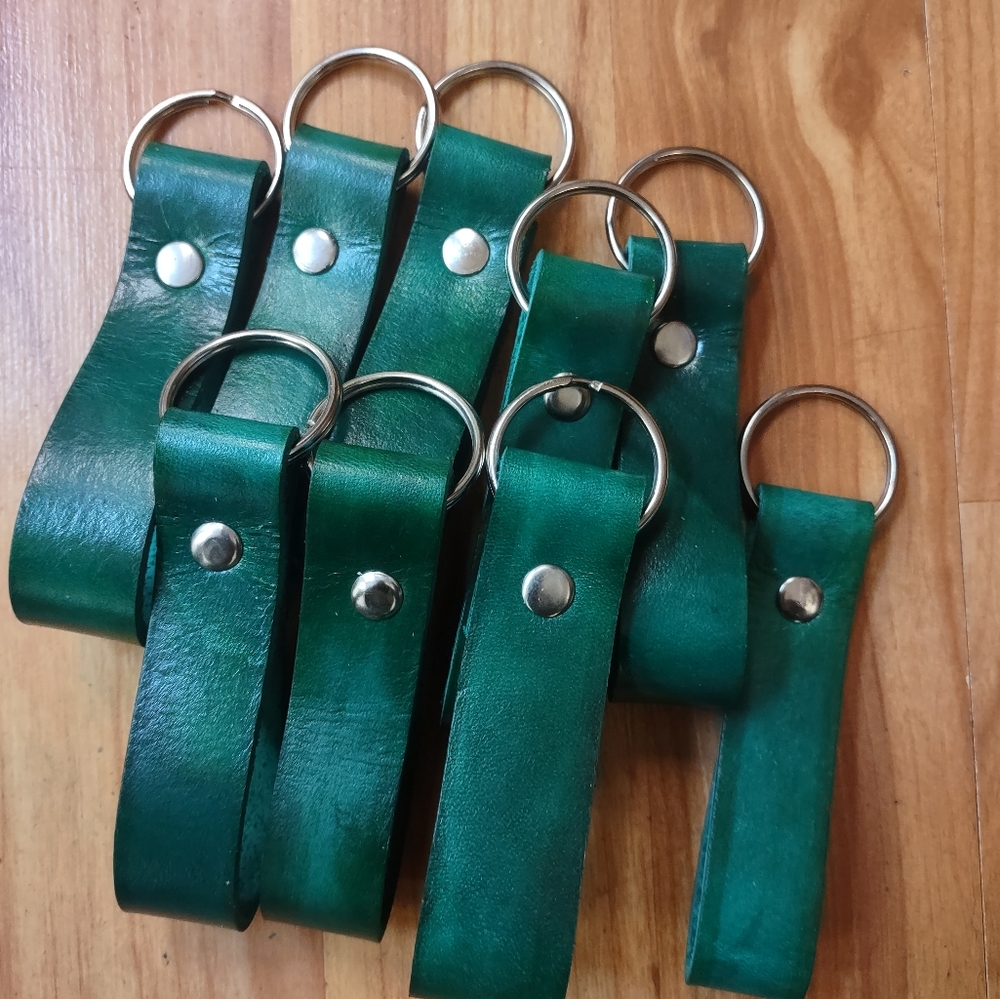 Lot of 10 Leather keychains